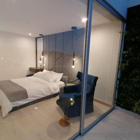 Suite Apartameto 1606 Espectacular Vista La Carolina, Piso 16 One - 基多 外观 照片