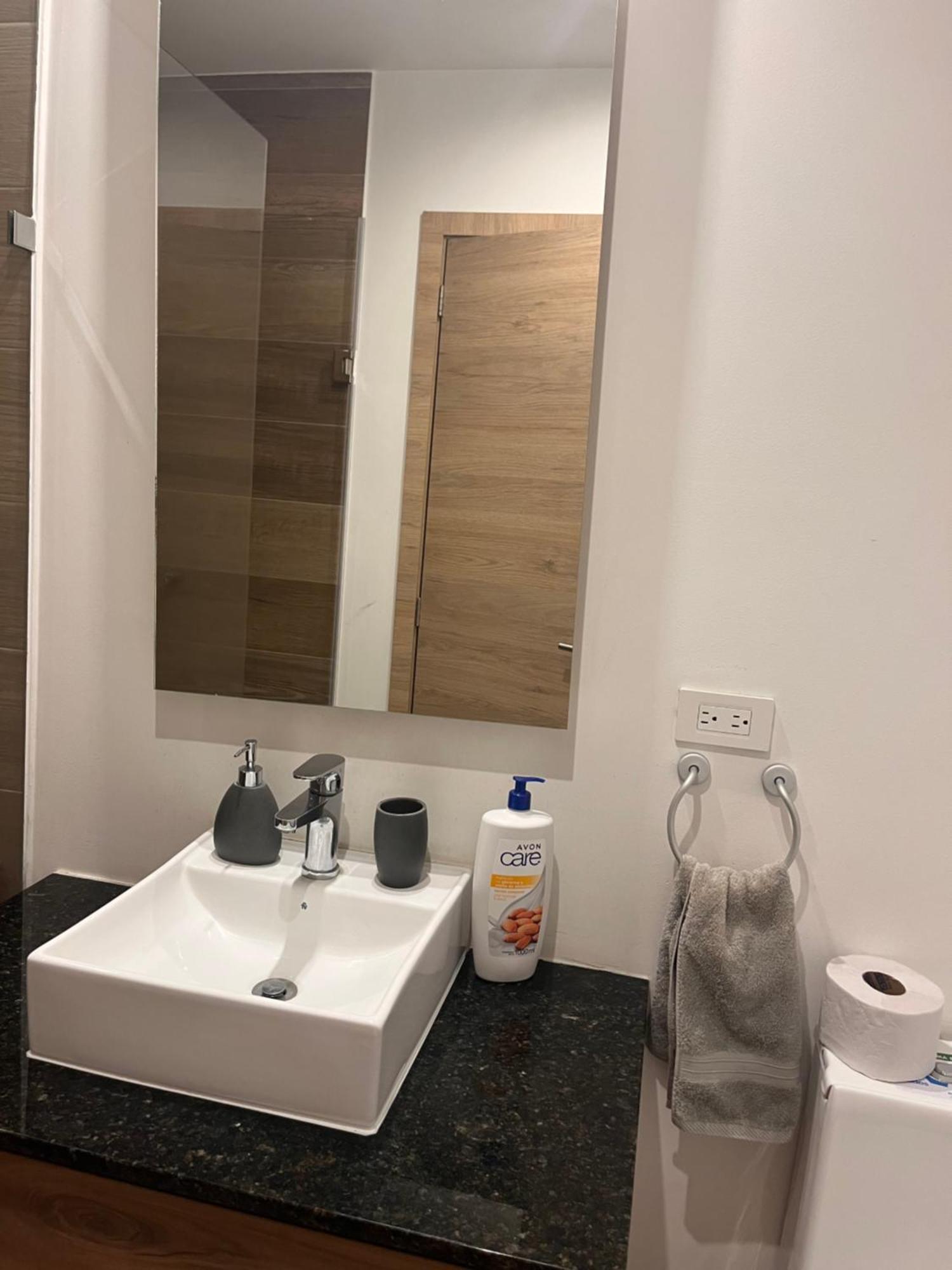 Suite Apartameto 1606 Espectacular Vista La Carolina, Piso 16 One - 基多 外观 照片